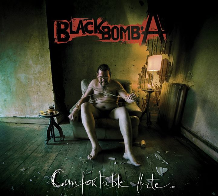 cover Black bomb A confortable Hate